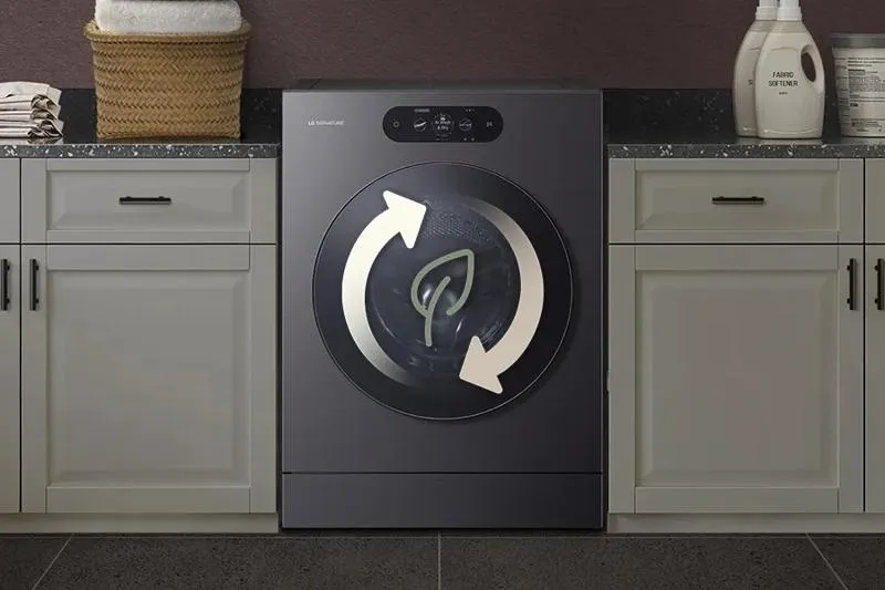 LG SIGNATURE WM9998HBA WashCombo product photography